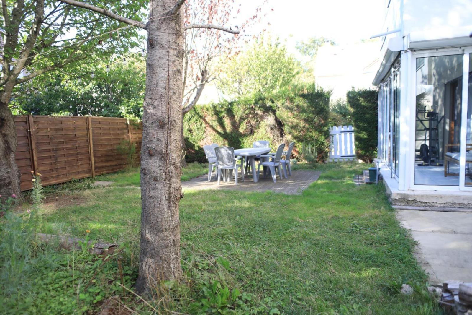 Appartement Calme Avec Jardin Proche De Paris Evry-Gregy-sur-Yerre Εξωτερικό φωτογραφία